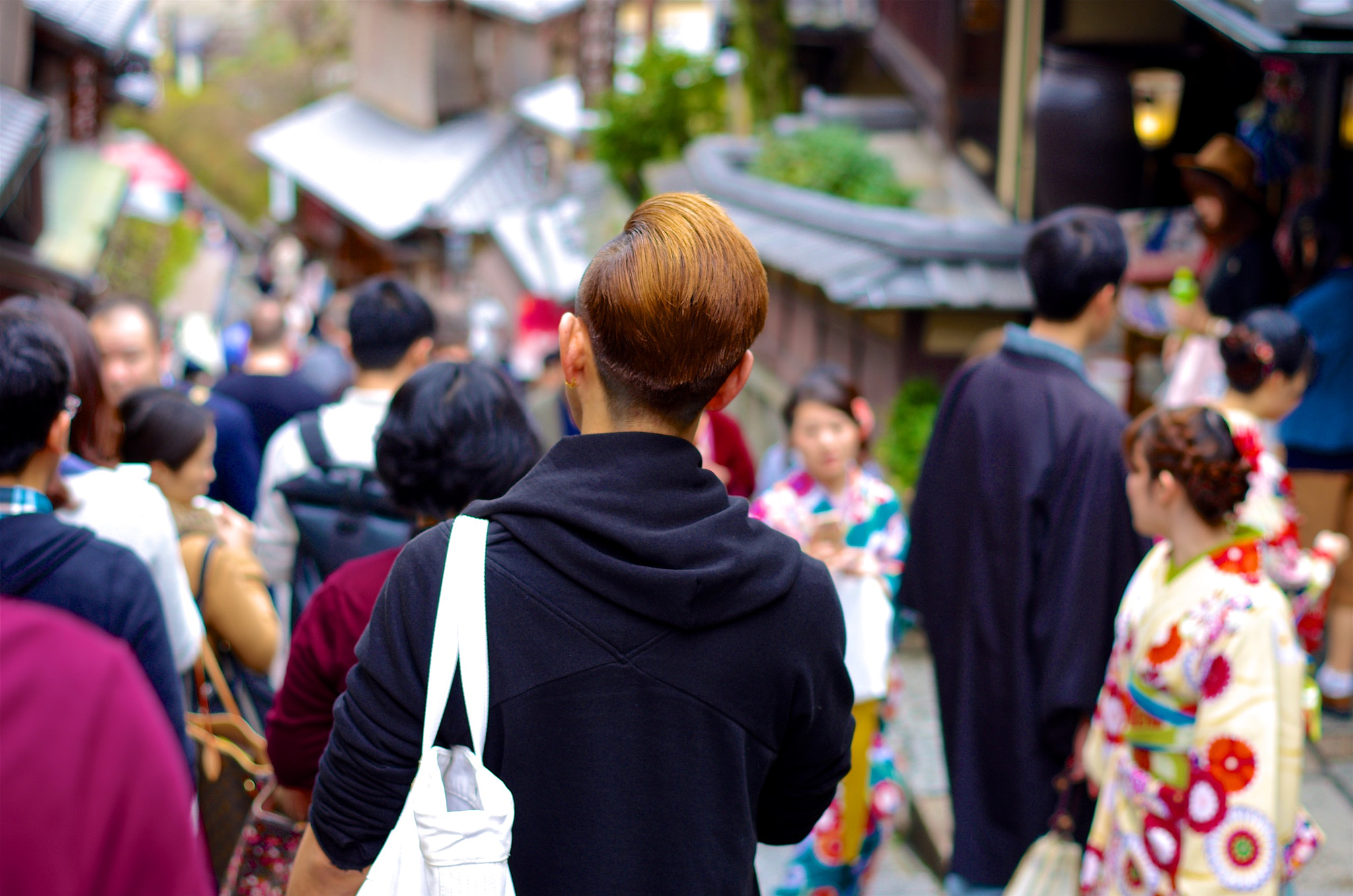 Pentax K-5 II + Pentax smc DA 50mm F1.8 sample photo. A japanese hipster photography