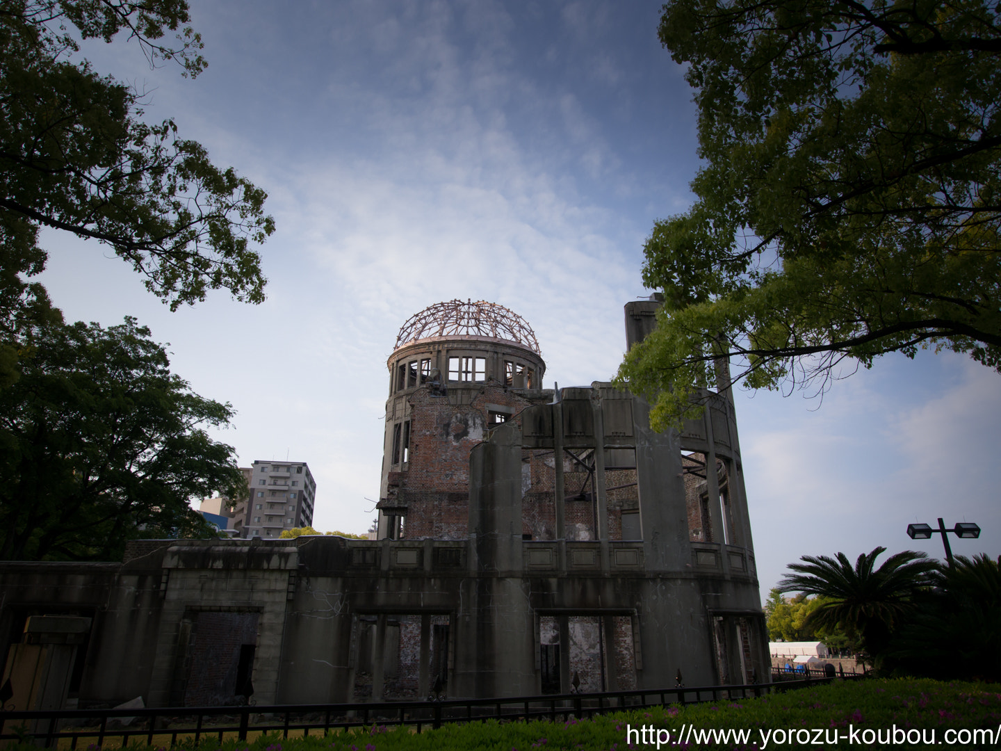 OLYMPUS DIGITAL 11-22mm Lens sample photo. Hiroshima peace memorial (genbaku dome) photography