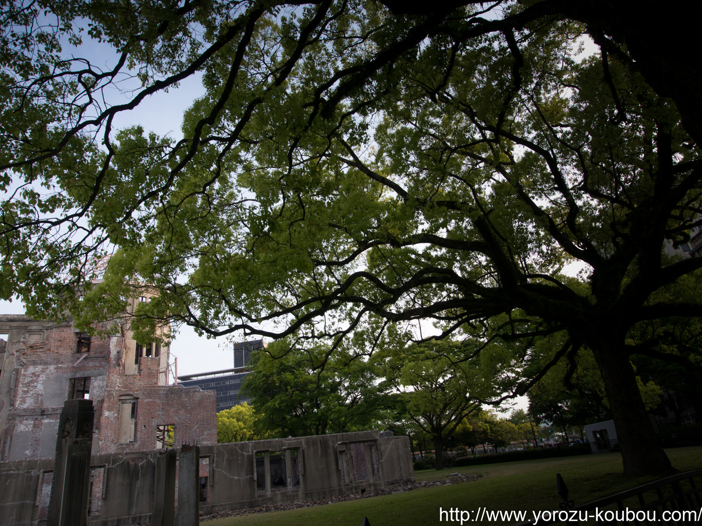 OLYMPUS DIGITAL 11-22mm Lens sample photo. Hiroshima peace memorial (genbaku dome) photography