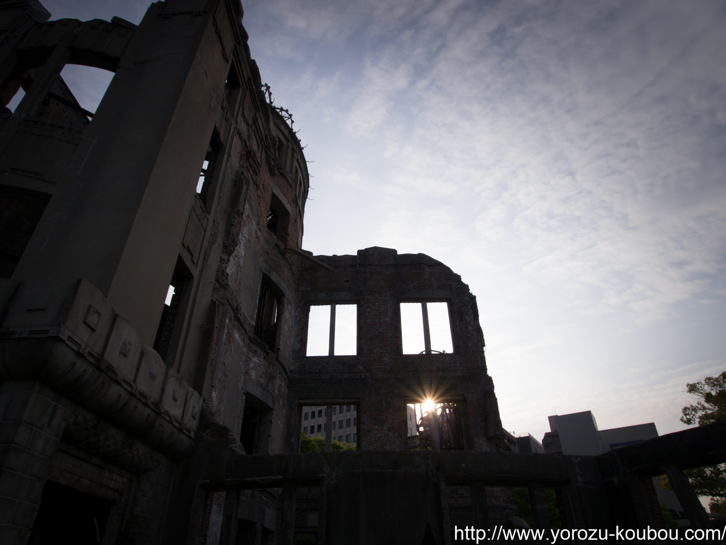 Panasonic Lumix DMC-GH2 + OLYMPUS DIGITAL 11-22mm Lens sample photo. Hiroshima peace memorial (genbaku dome) photography