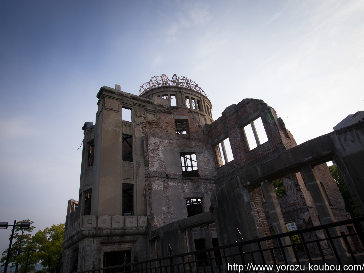 OLYMPUS DIGITAL 11-22mm Lens sample photo. Hiroshima peace memorial (genbaku dome) photography
