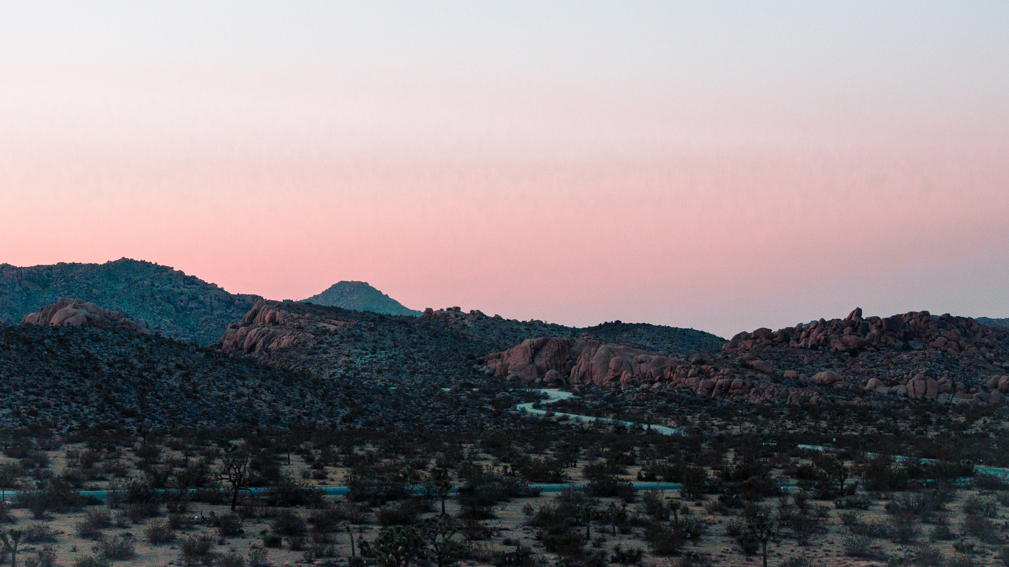 Olympus OM-D E-M5 + Olympus M.Zuiko Digital 25mm F1.8 sample photo. Sunset at joshua tree photography