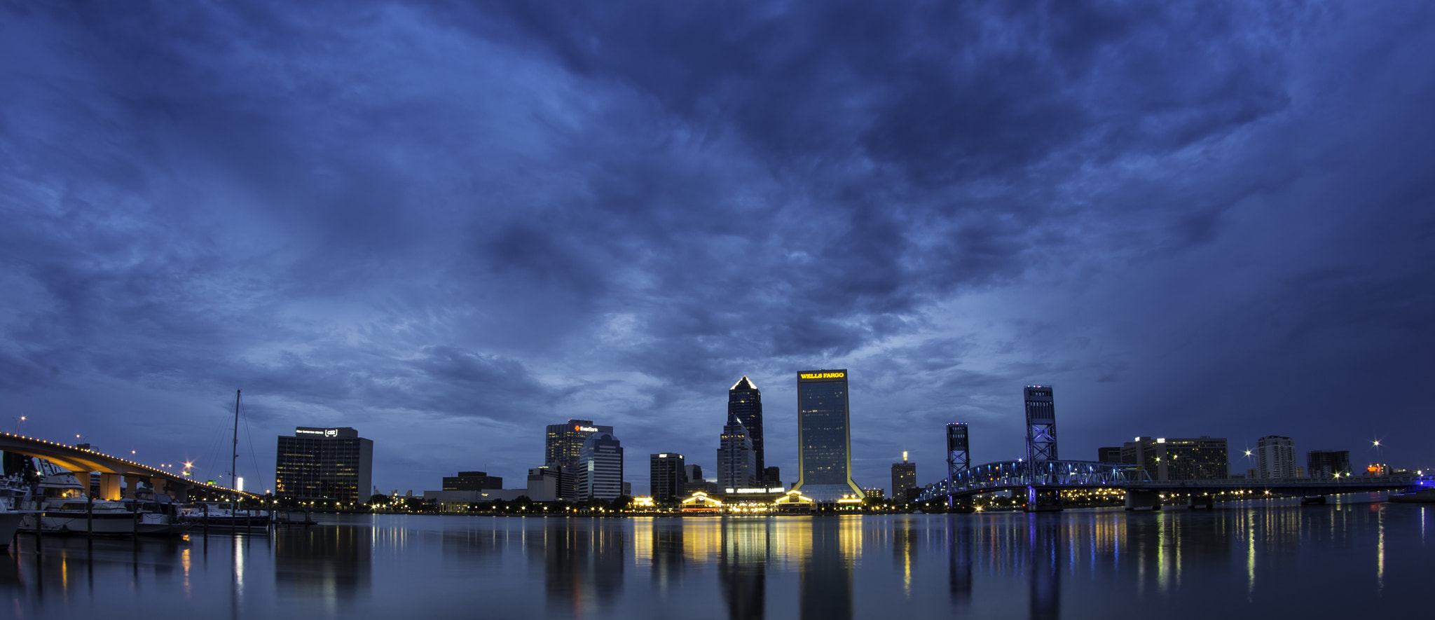 Nikon D600 + Samyang 8mm F3.5 Aspherical IF MC Fisheye sample photo. Jacksonville blue hour photography