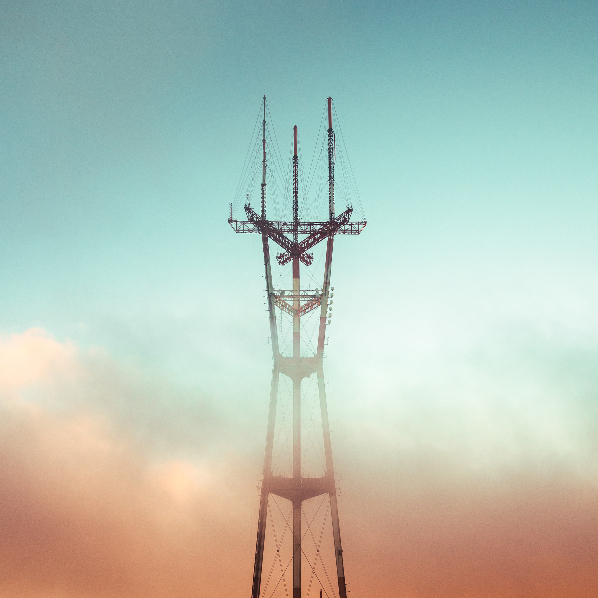 Olympus OM-D E-M5 + Olympus M.Zuiko Digital 25mm F1.8 sample photo. Sutro tower sunset photography