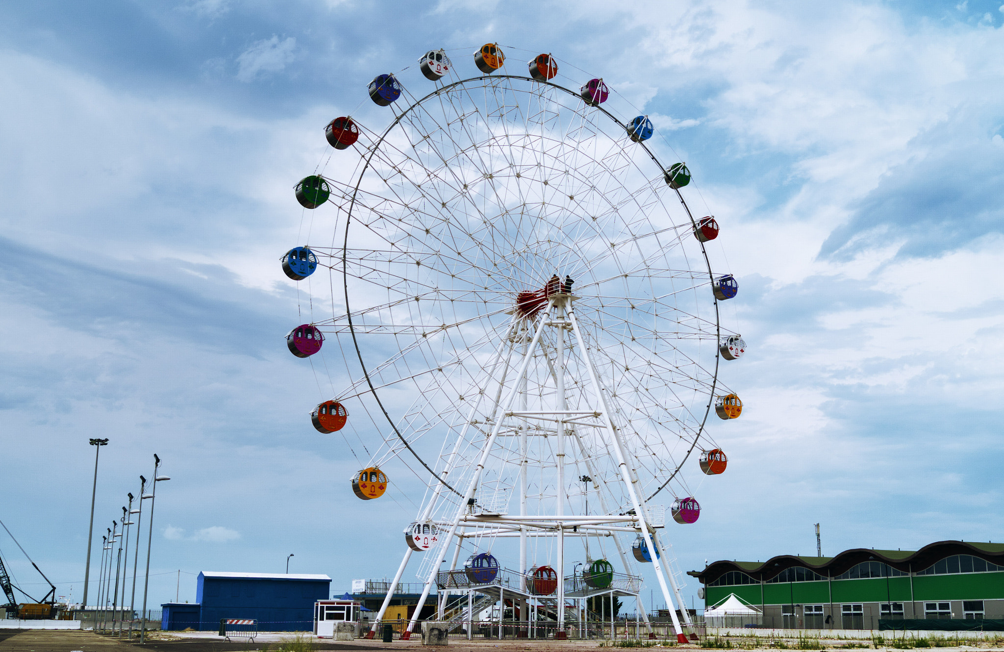 Fujifilm X-E1 + Fujifilm XF 27mm F2.8 sample photo. Wheel of fun photography