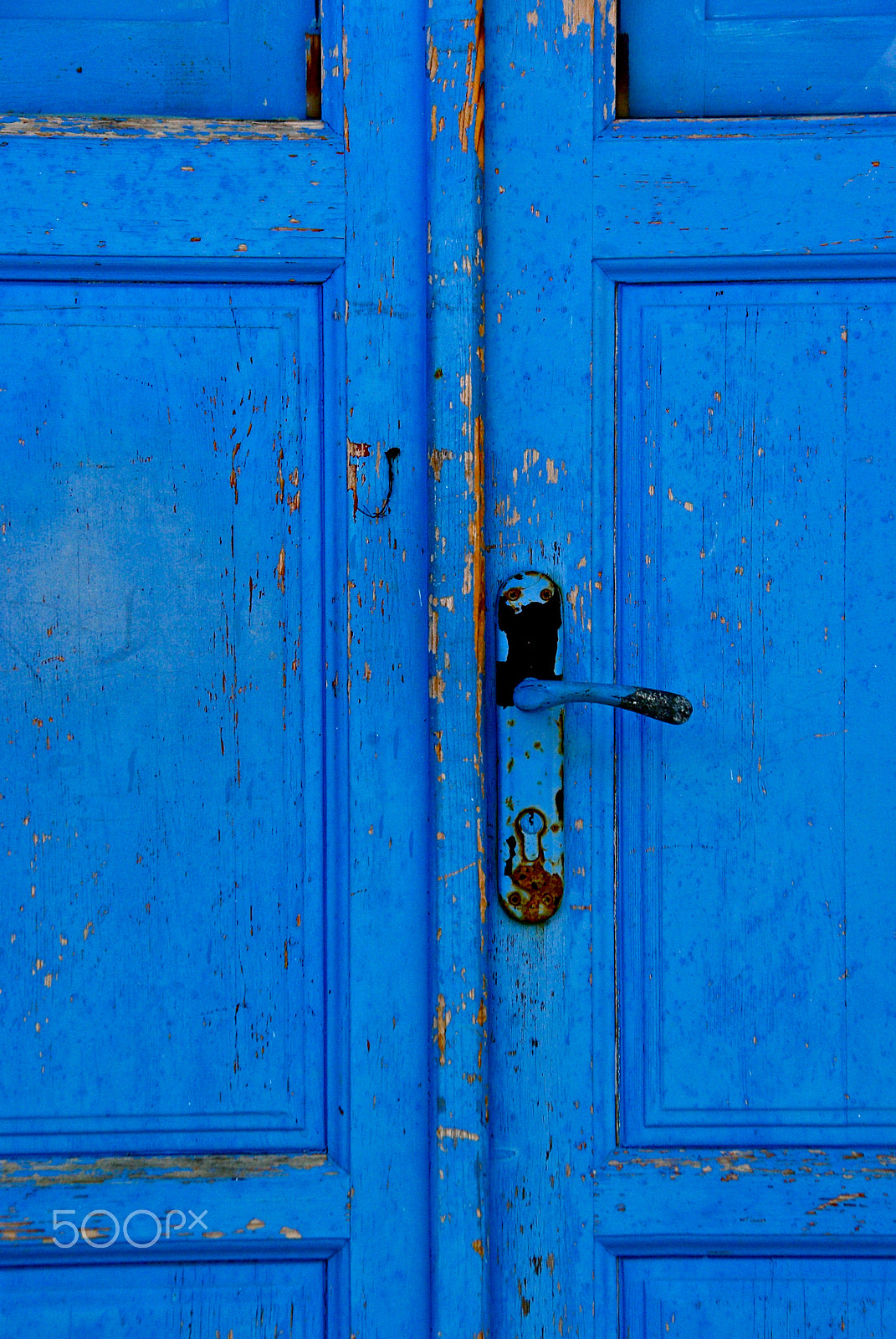 Pentax K10D sample photo. Blue door photography