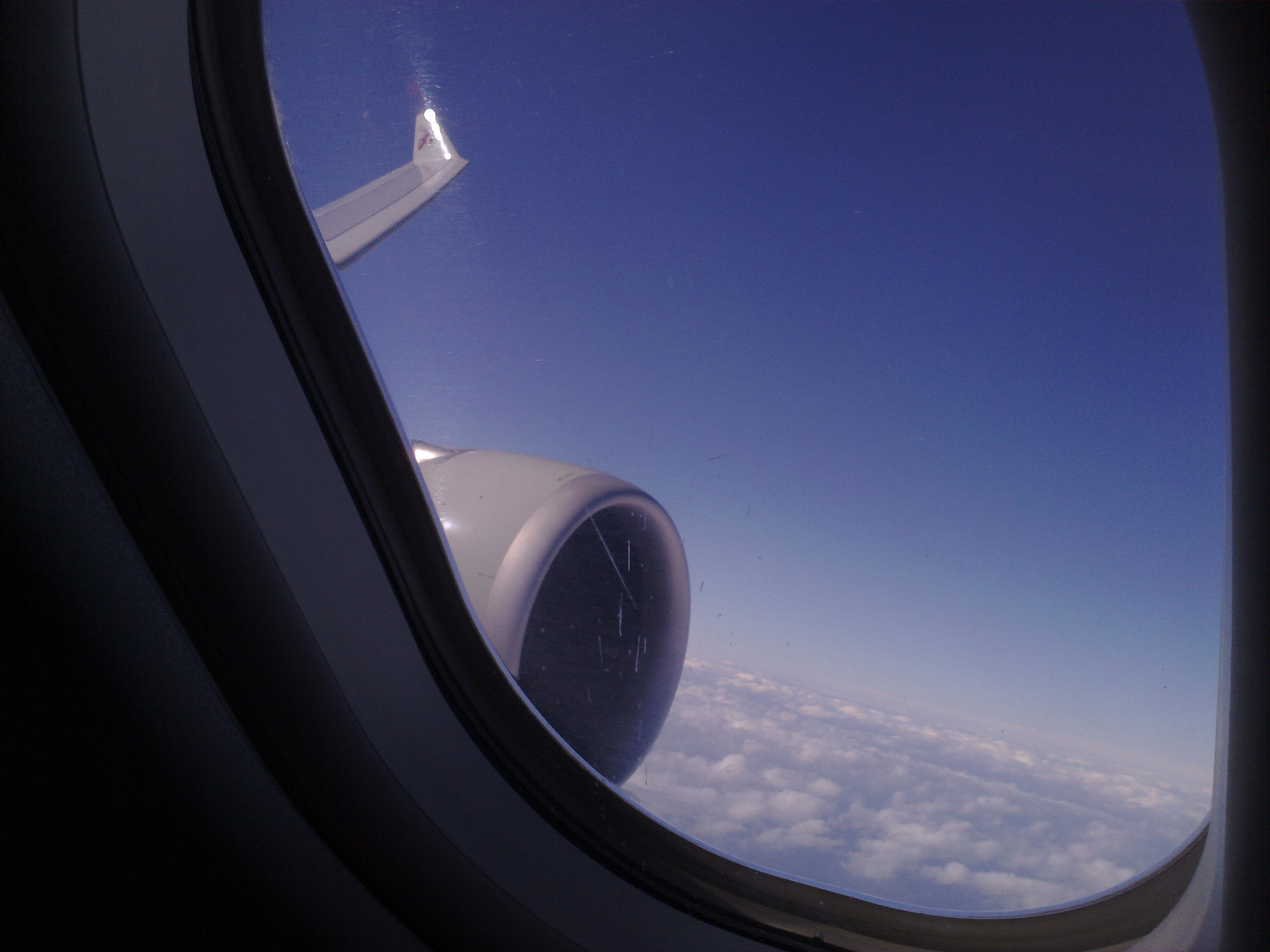 Nokia N86 8MP sample photo. In the sky photography