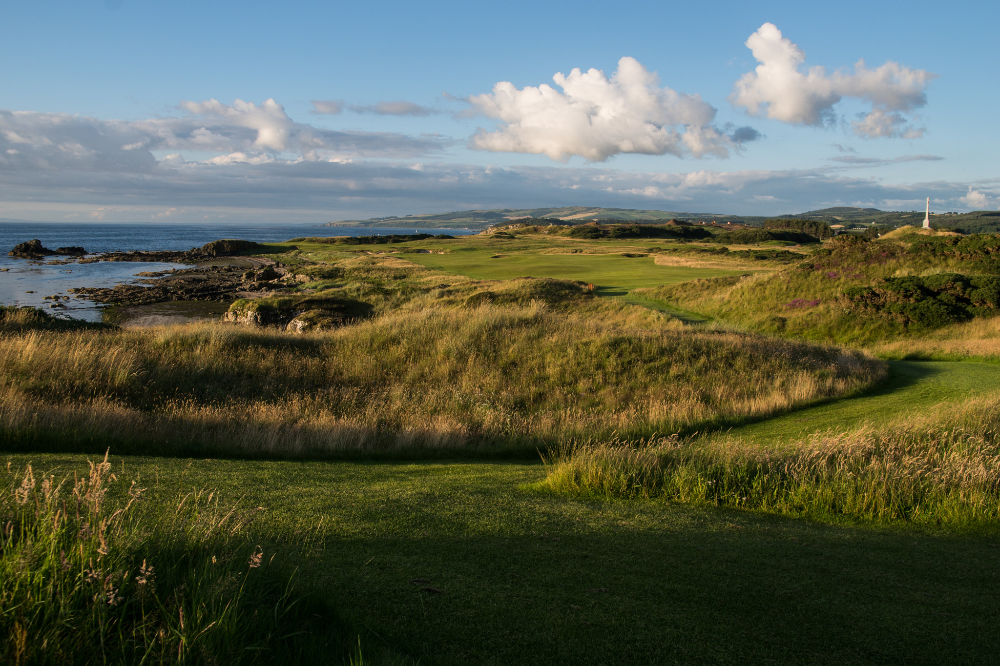 Sony ILCA-77M2 + Sigma 17-70mm F2.8-4.5 (D) sample photo. Looking along turnberry golfcourse photography