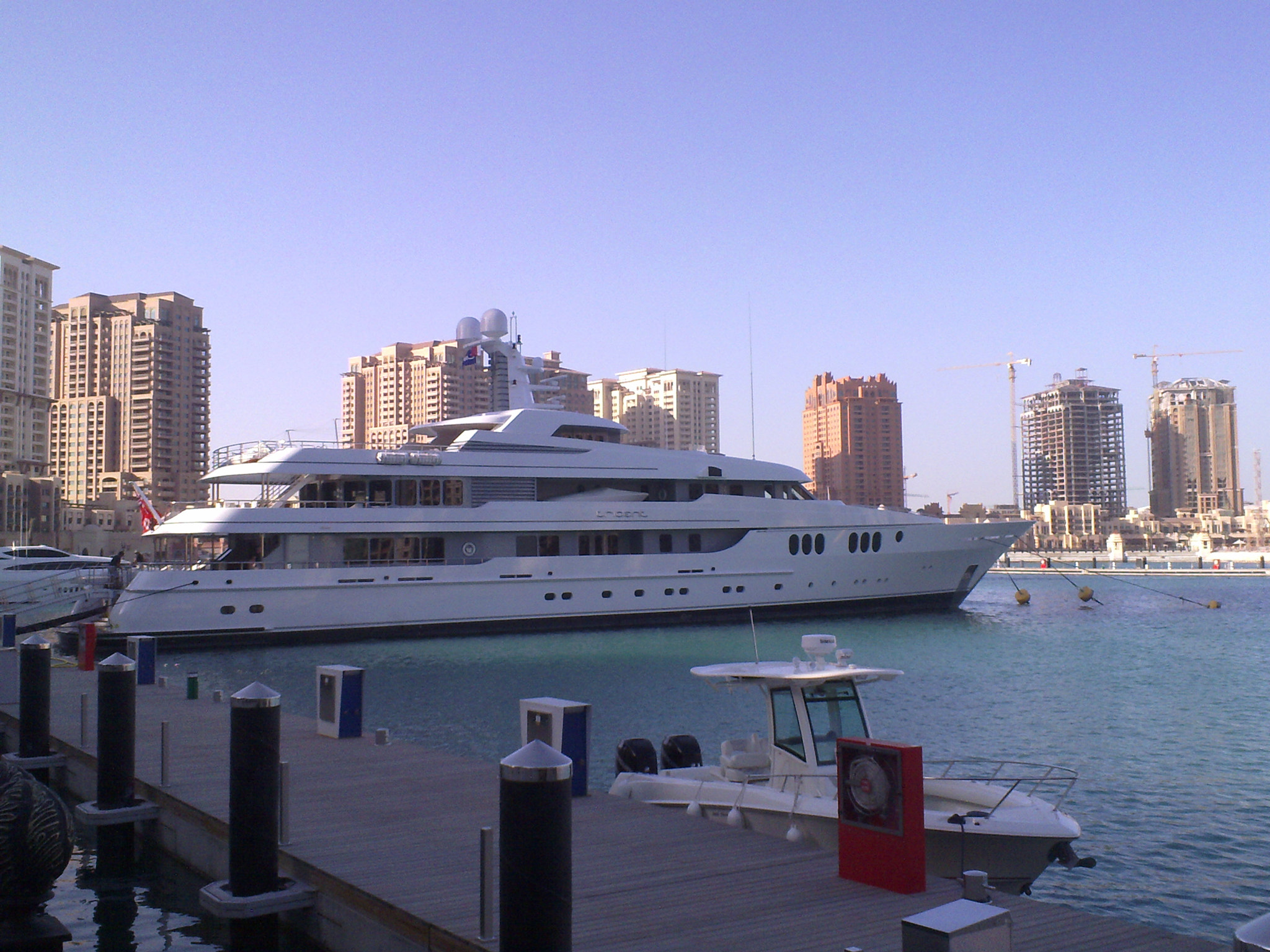 Nokia N86 8MP sample photo. In the harbor photography