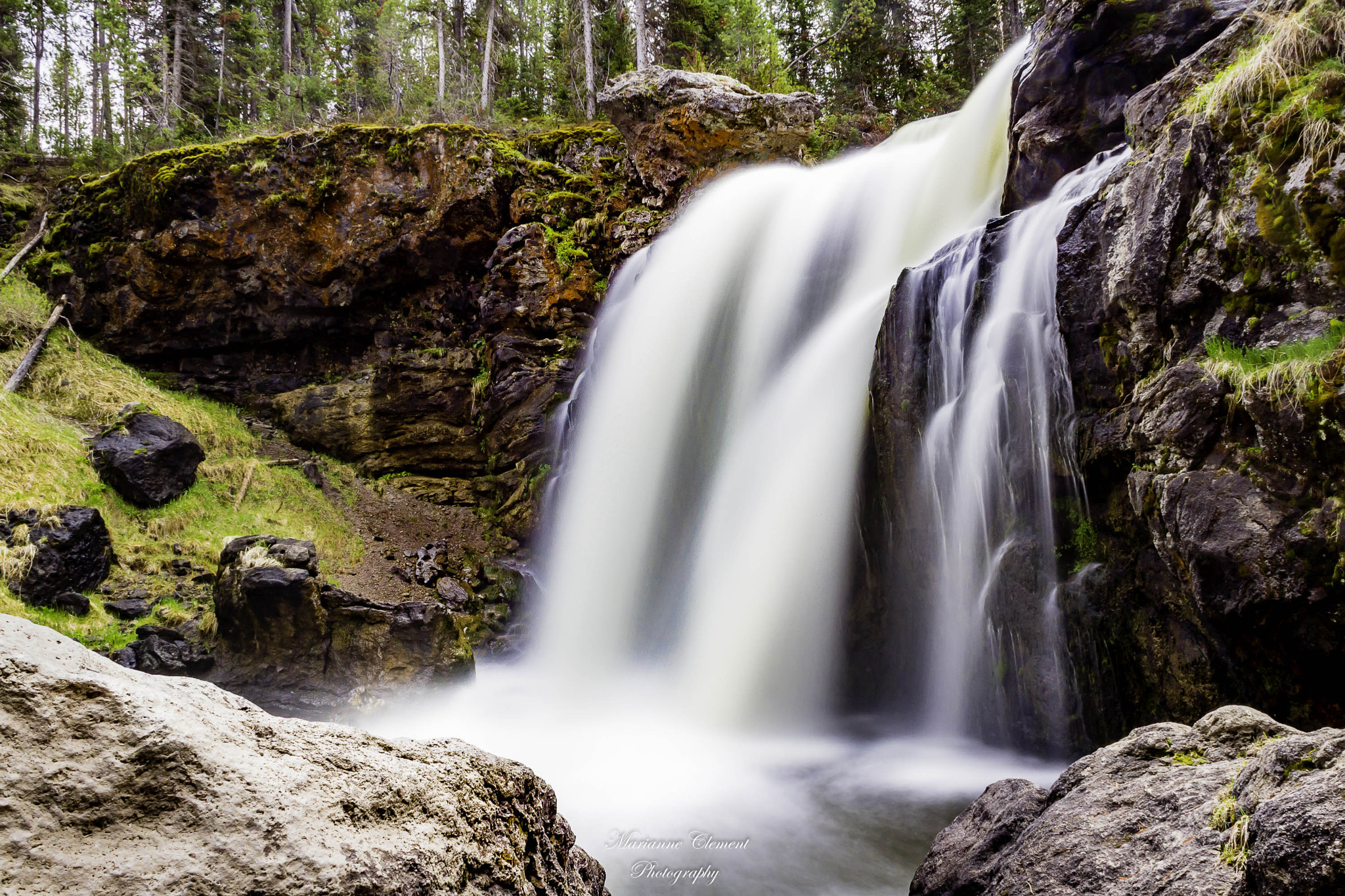 Canon EOS 1200D (EOS Rebel T5 / EOS Kiss X70 / EOS Hi) sample photo. Moose falls photography