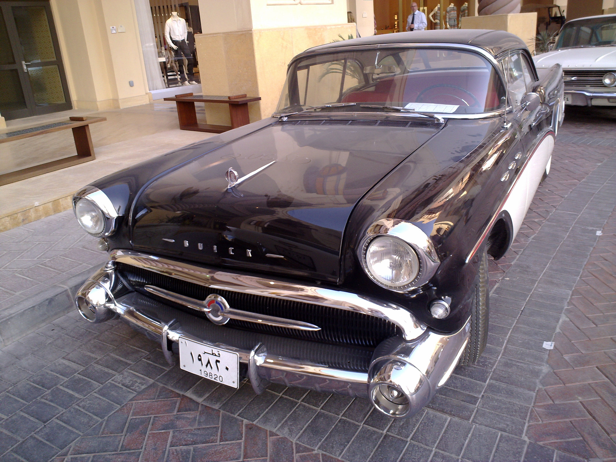 Nokia N86 8MP sample photo. Old car photography
