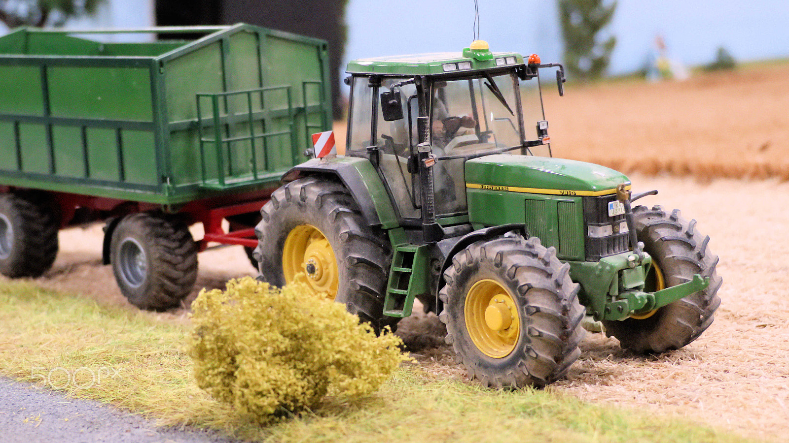 Canon XC10 sample photo. John deere 7810 photography