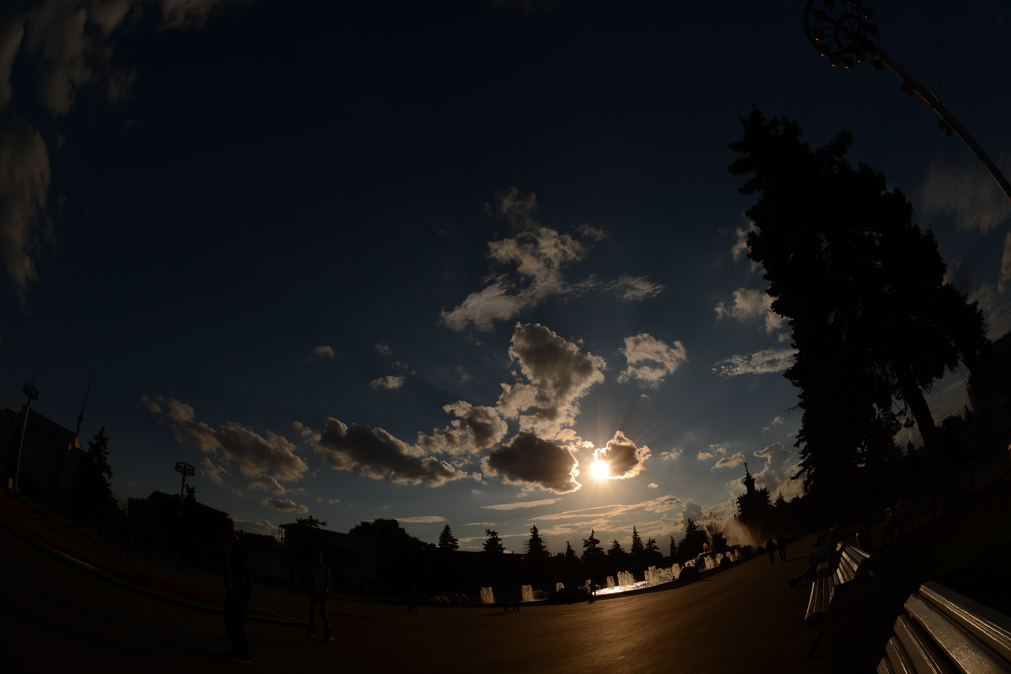 Nikon AF DX Fisheye-Nikkor 10.5mm F2.8G ED sample photo