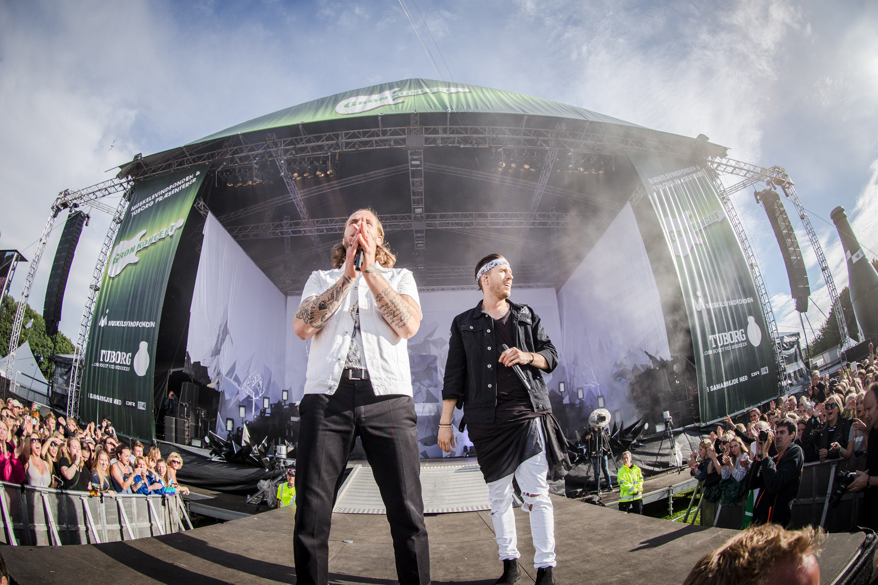 Canon EF 8-15mm F4L Fisheye USM sample photo. Grøn koncert - 2/8 photography