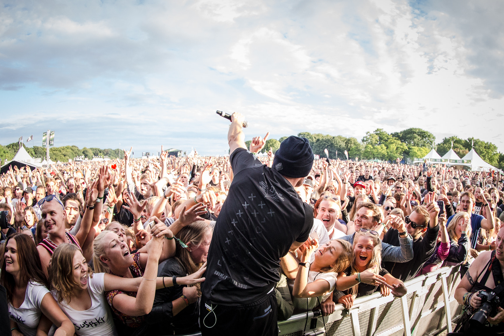 Canon EF 8-15mm F4L Fisheye USM sample photo. Grøn koncert - 3/8 photography
