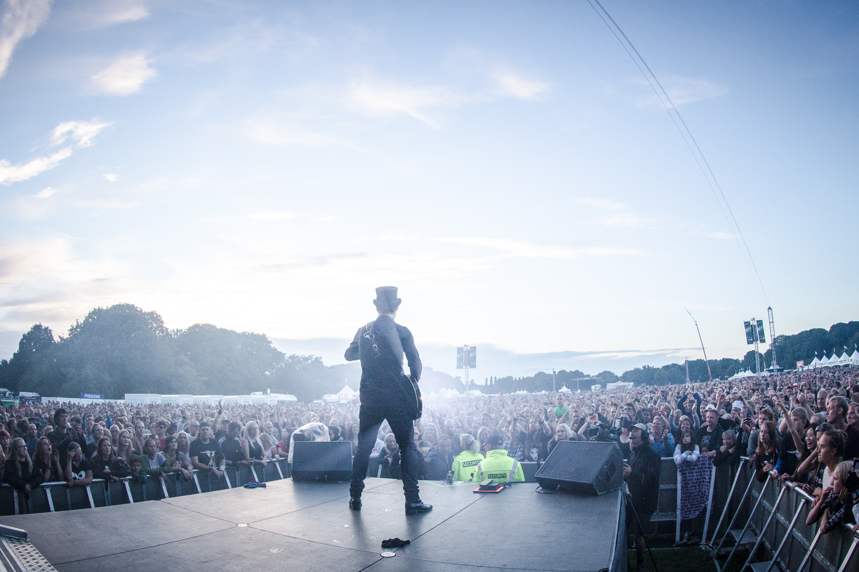 Canon EF 8-15mm F4L Fisheye USM sample photo. Grøn koncert - 6/8 photography
