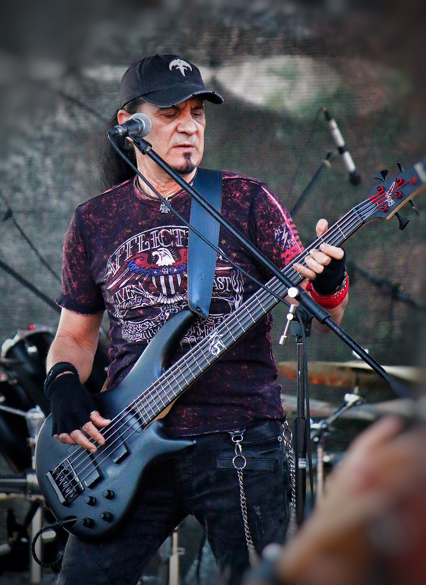 Canon EF-S 55-250mm F4-5.6 IS sample photo. Iris - rock legend photography