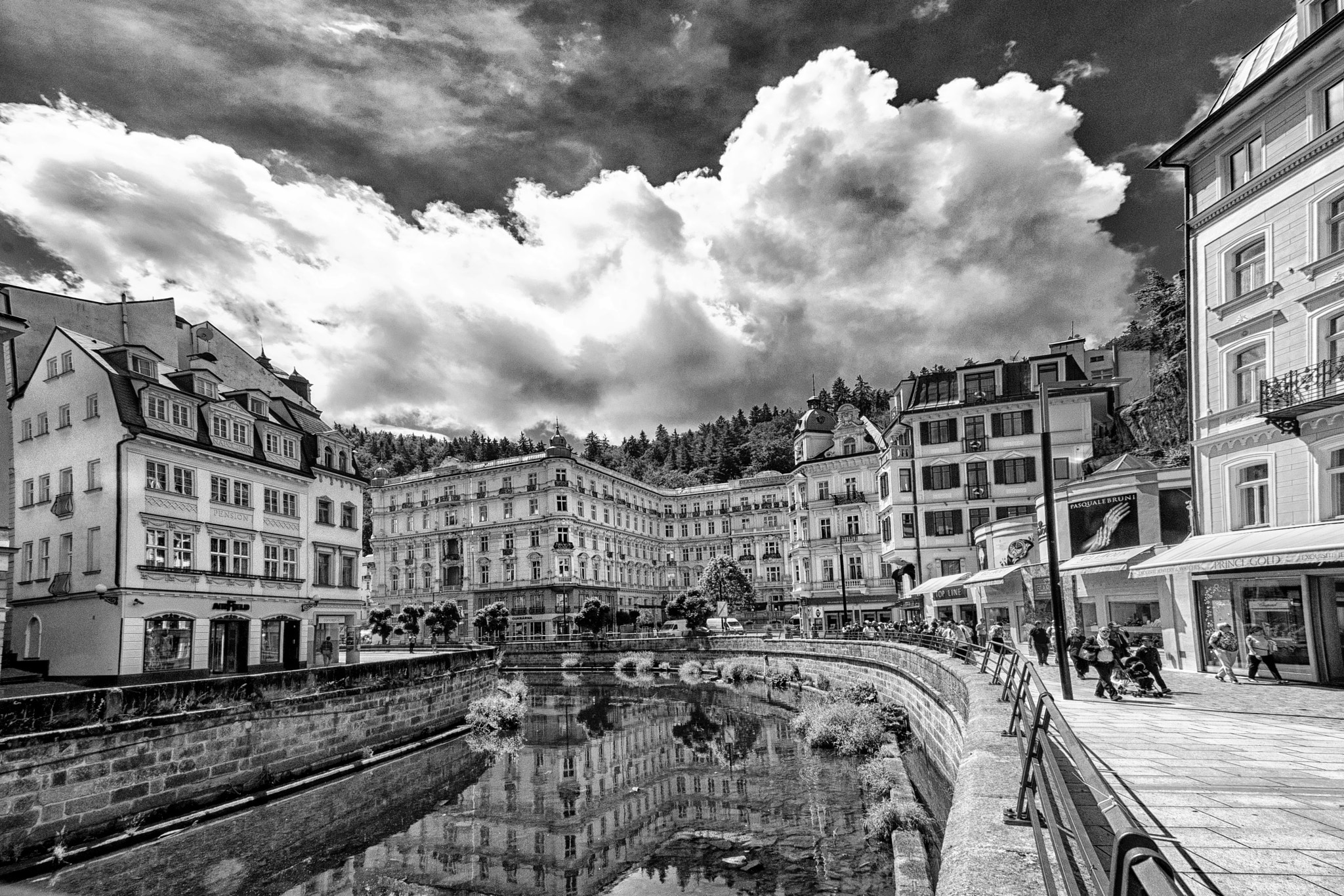 Nikon D610 + Sigma 10-20mm F3.5 EX DC HSM sample photo. Karlove vary photography