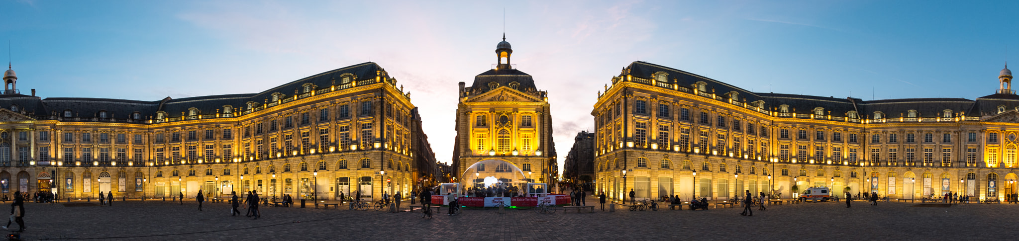 Nikon D4S + Nikon AF Fisheye-Nikkor 16mm F2.8D sample photo. Bordeaux, france, illuminated reflection in water at place de la photography