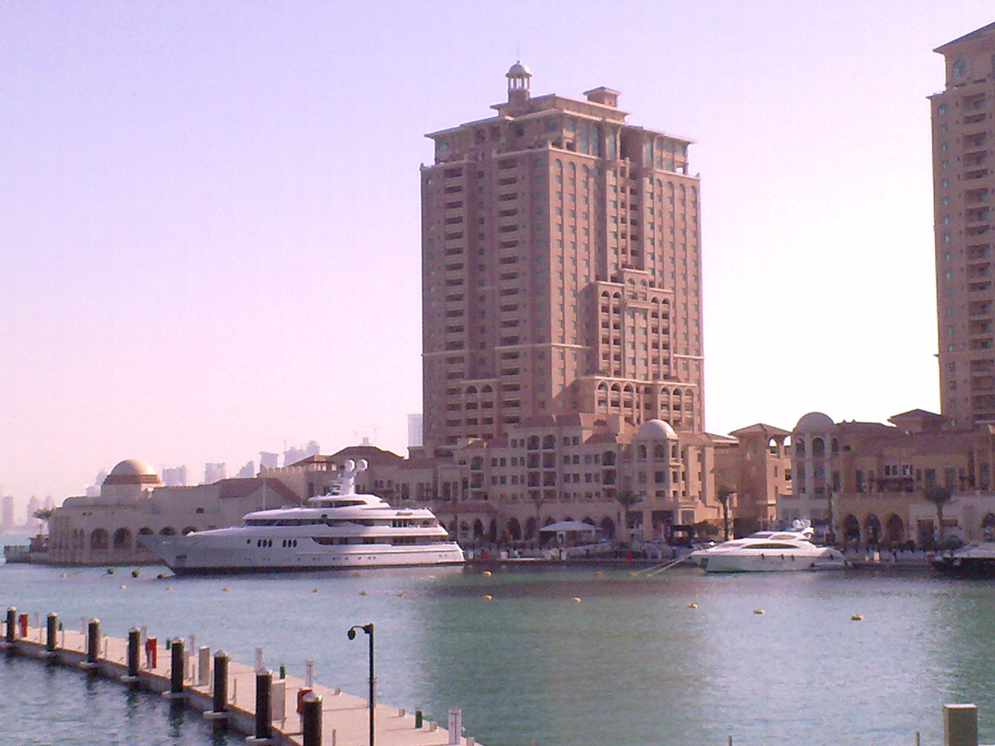 Nokia N86 8MP sample photo. Qatari landscape  photography