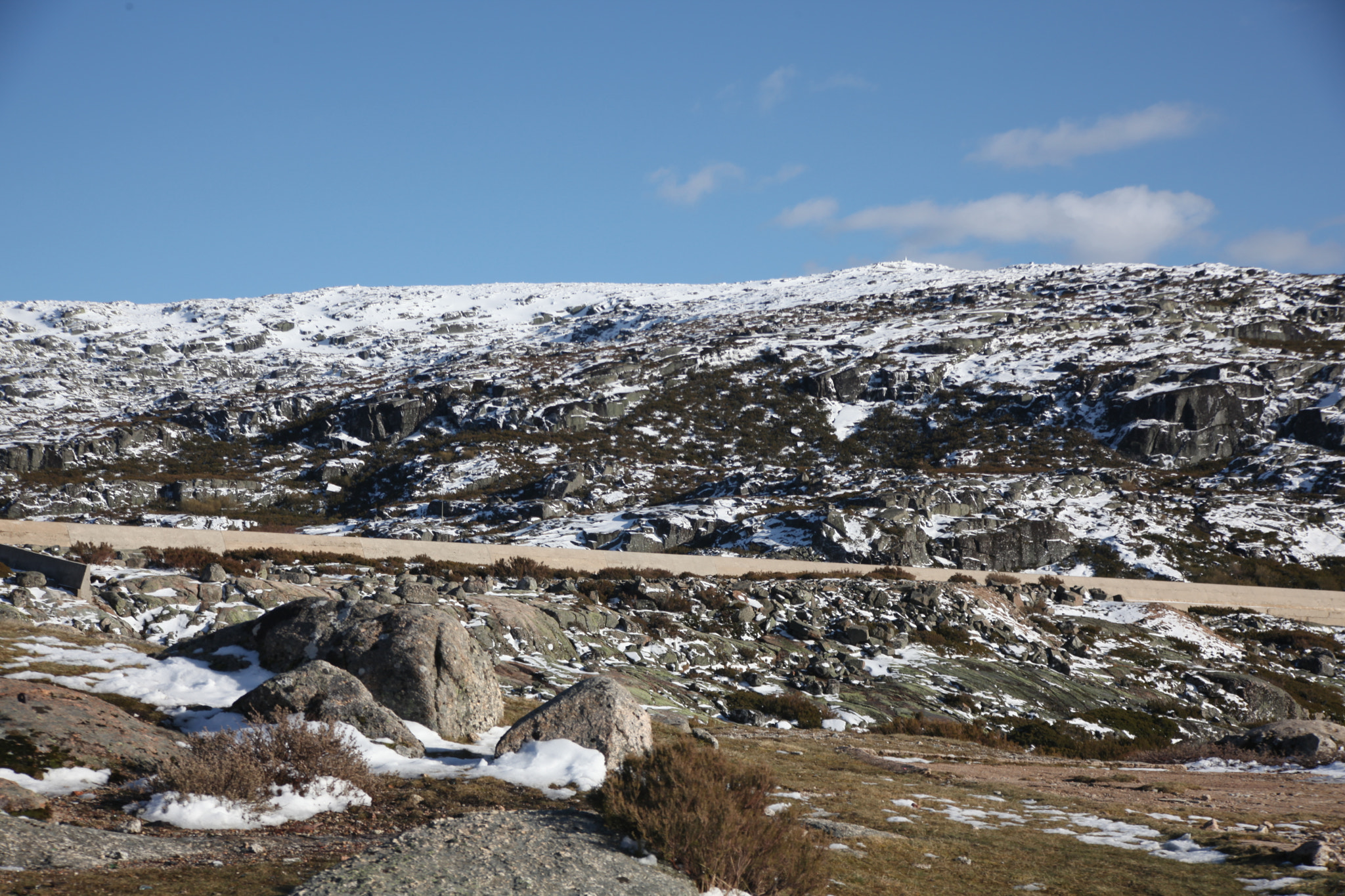 Canon EOS 5D Mark II + Tamron AF 28-200mm F3.8-5.6 XR Di Aspherical (IF) Macro sample photo. Serra da estrela photography