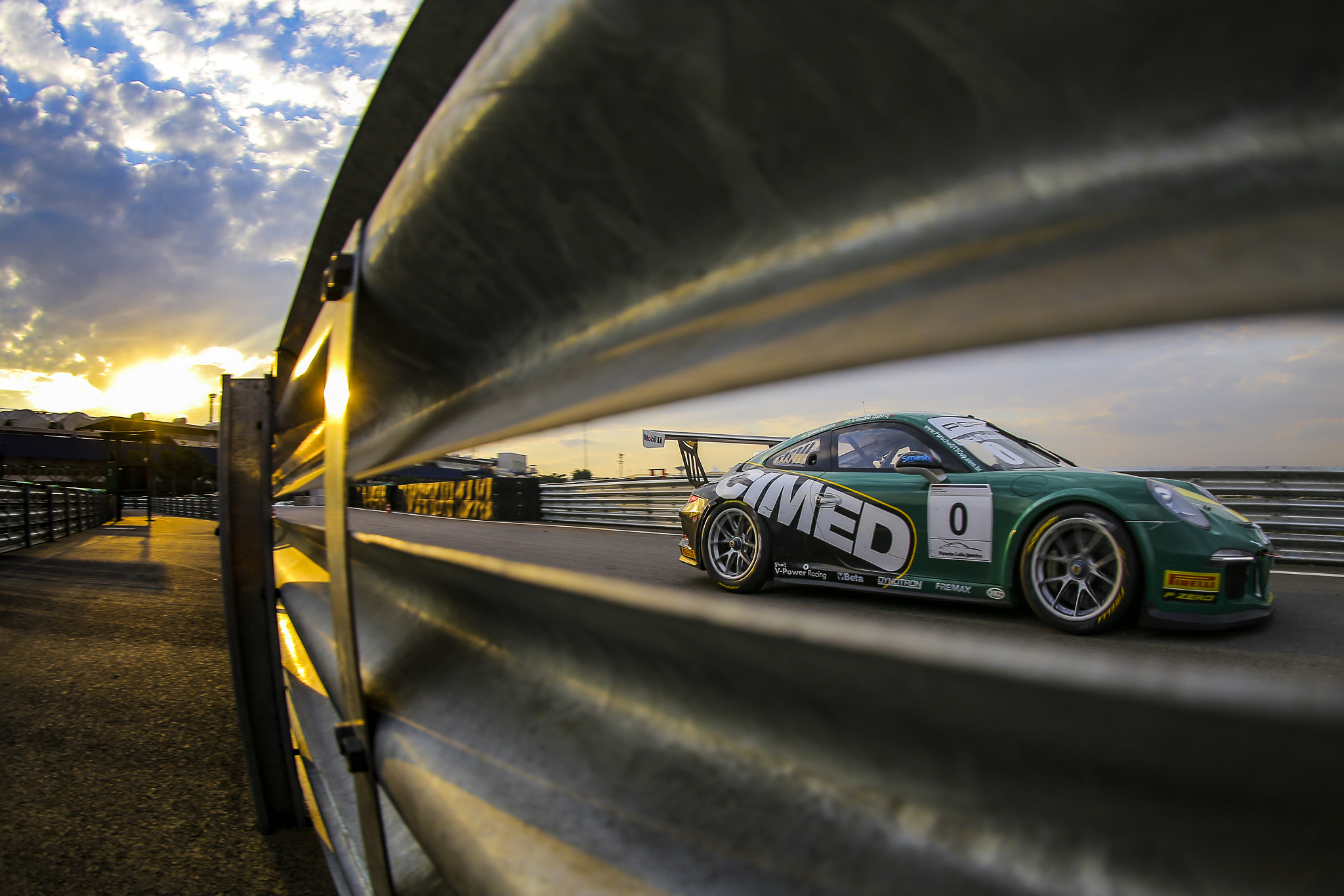 Canon EF 8-15mm F4L Fisheye USM sample photo. 1ª etapa porsche gt3 cup endurance series - são paulo - ago/2016. copyright © rodrigo... photography