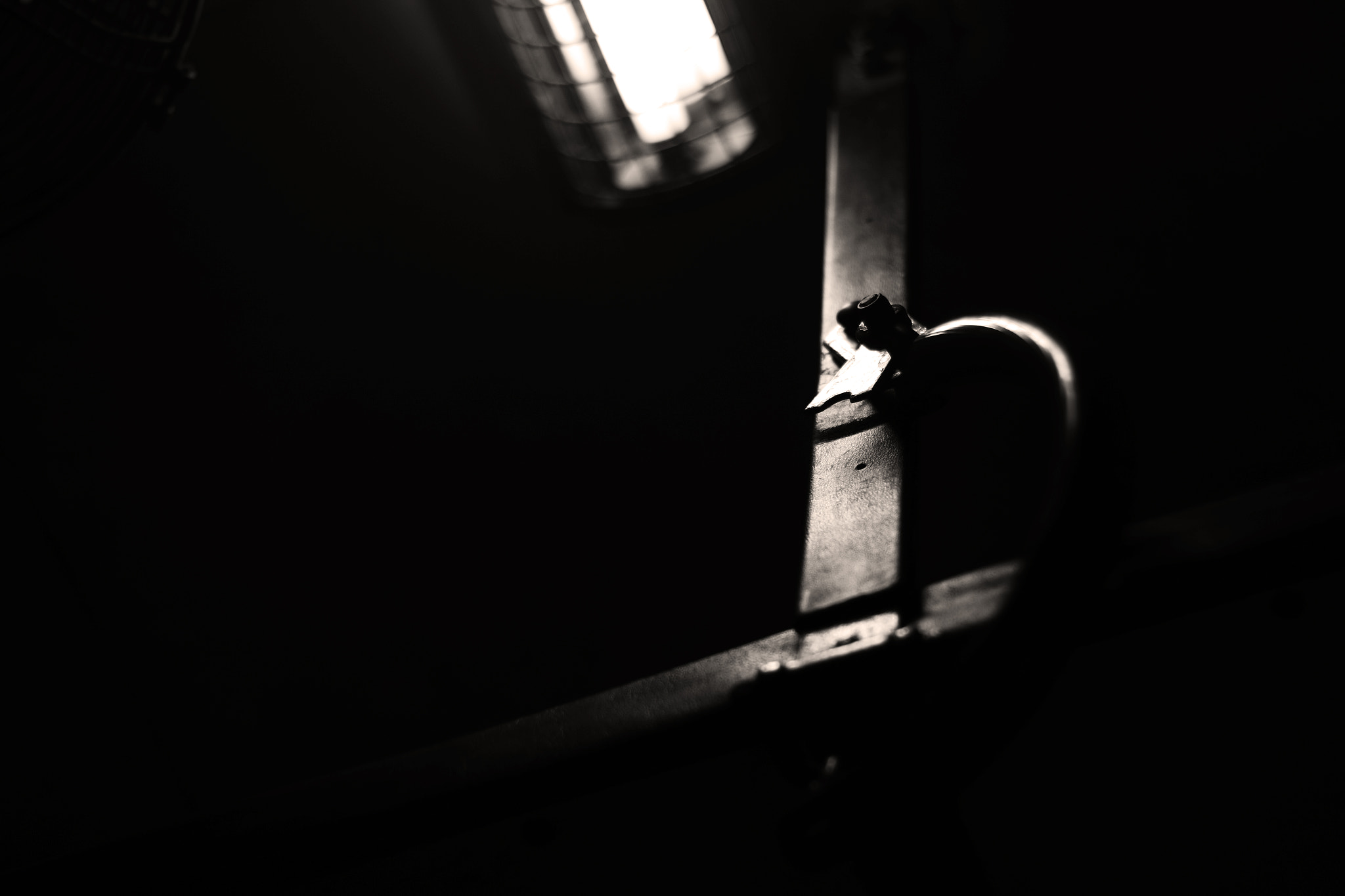 Canon EF 50mm F1.8 II sample photo. Chain photography