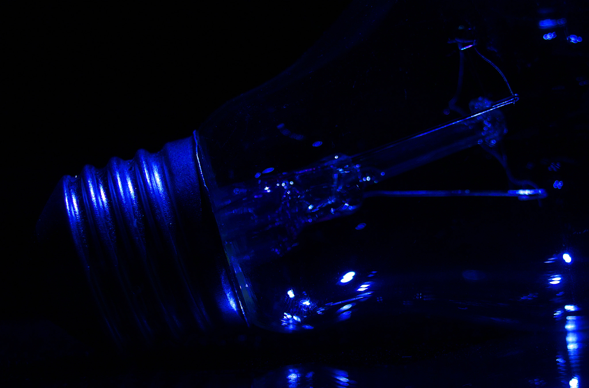 VR 18-55mm F/3.5-5.6 G sample photo. Lamp2 photography