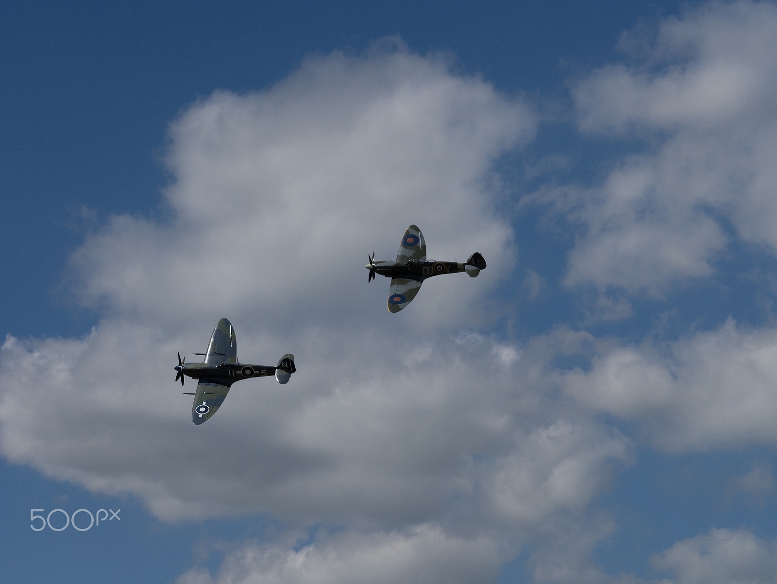 Panasonic Lumix DMC-G3 + Sigma 60mm F2.8 DN Art sample photo. Ww2 fighter and bomber planes photography