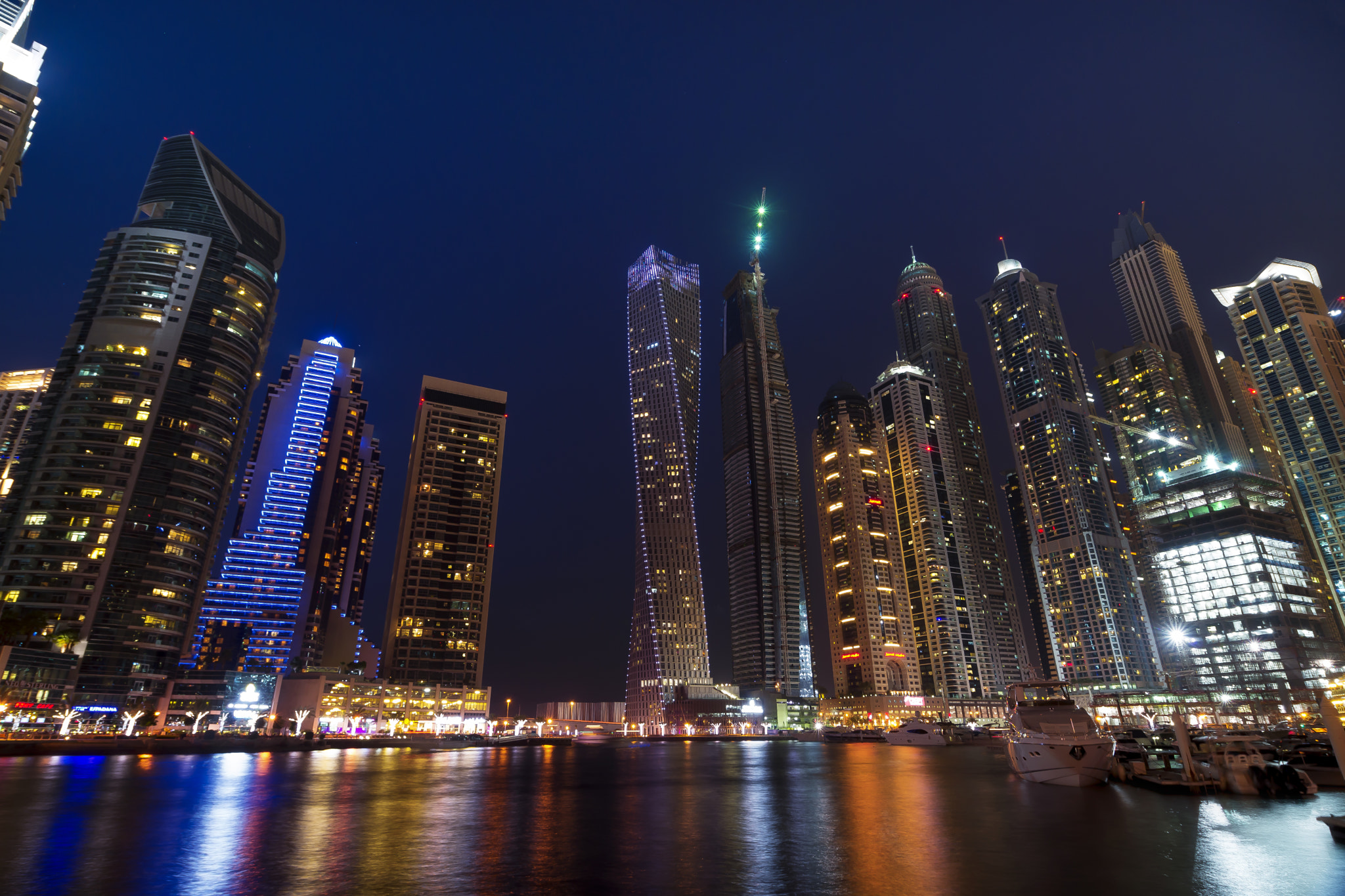 Tokina AT-X Pro 12-24mm F4 (IF) DX sample photo. Dubai marina photography