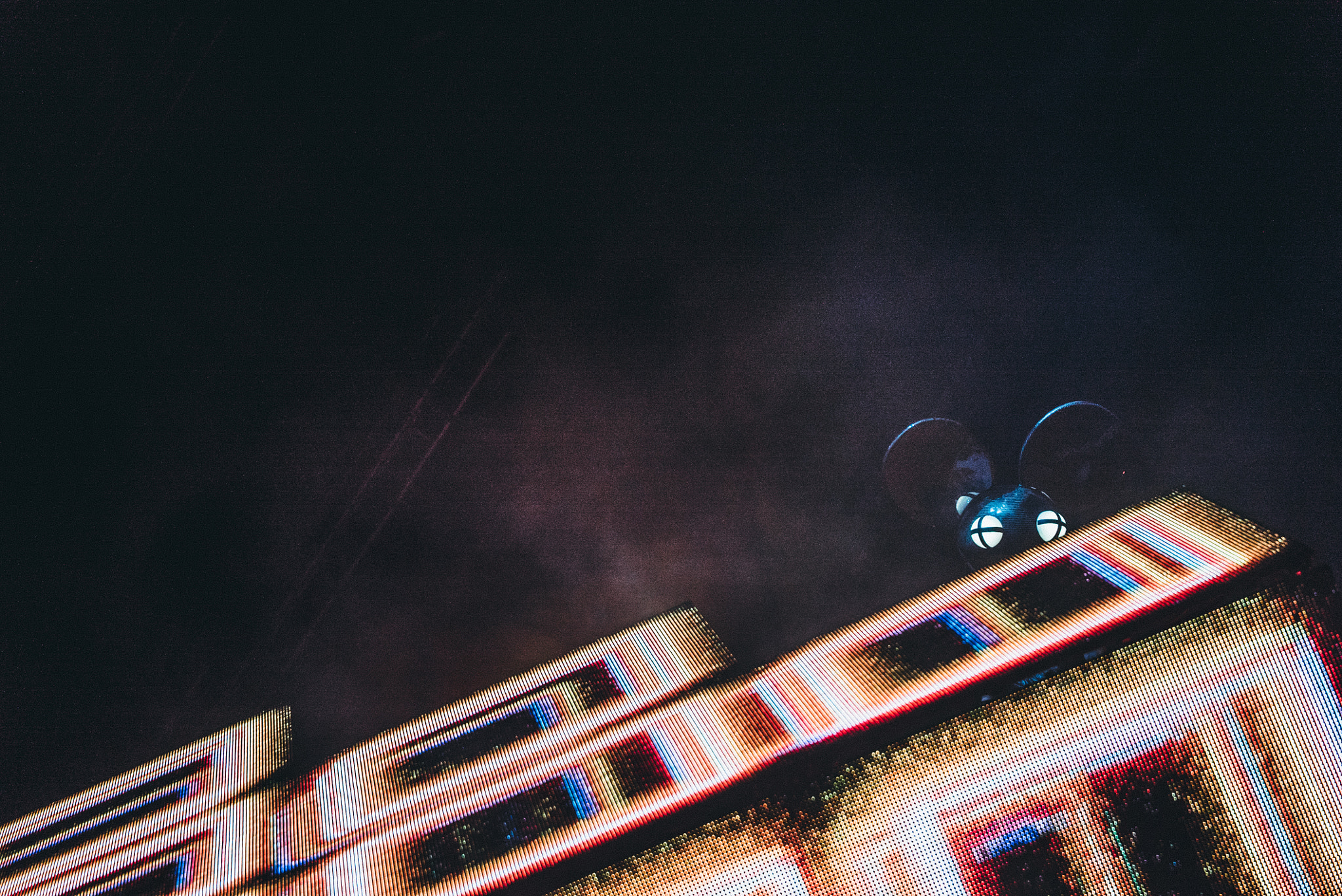 E 24-105mm F4 sample photo. Deadmau5 in toronto photography