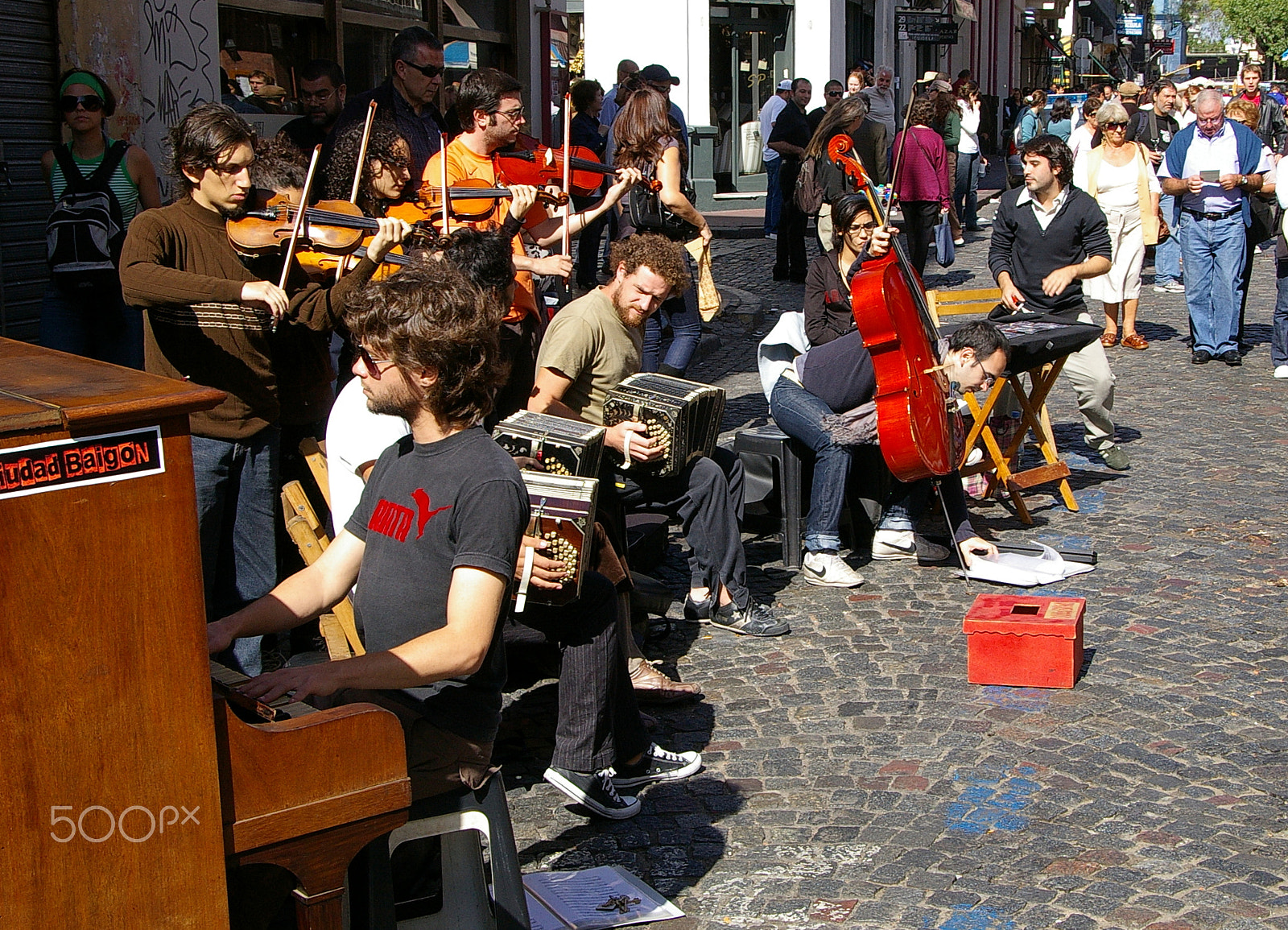 Pentax *ist DS sample photo. Streets of buenos aires, argentina photography