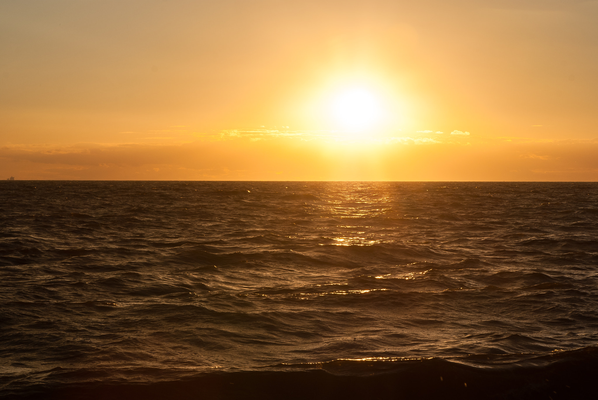 Sony Alpha DSLR-A200 sample photo. Heacham sunset photography