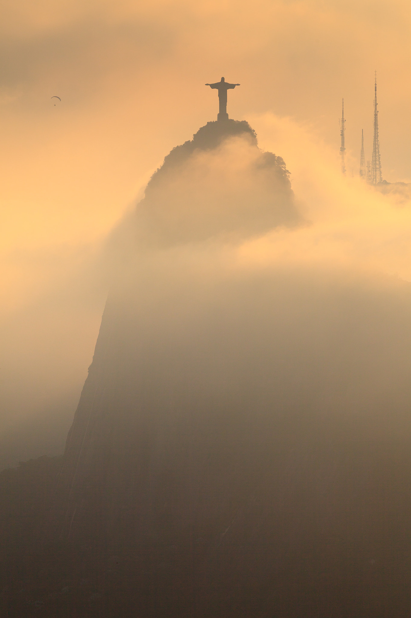 Canon EOS 5D Mark II + Canon EF 100-400mm F4.5-5.6L IS USM sample photo. Christ the redeemer photography