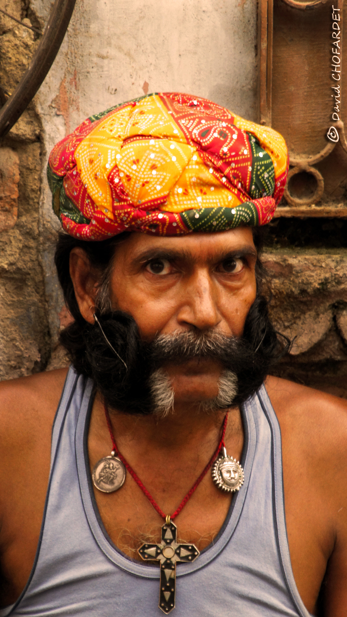 Sony Alpha NEX-C3 + Sony E 18-200mm F3.5-6.3 OSS sample photo. Life and color of india photography