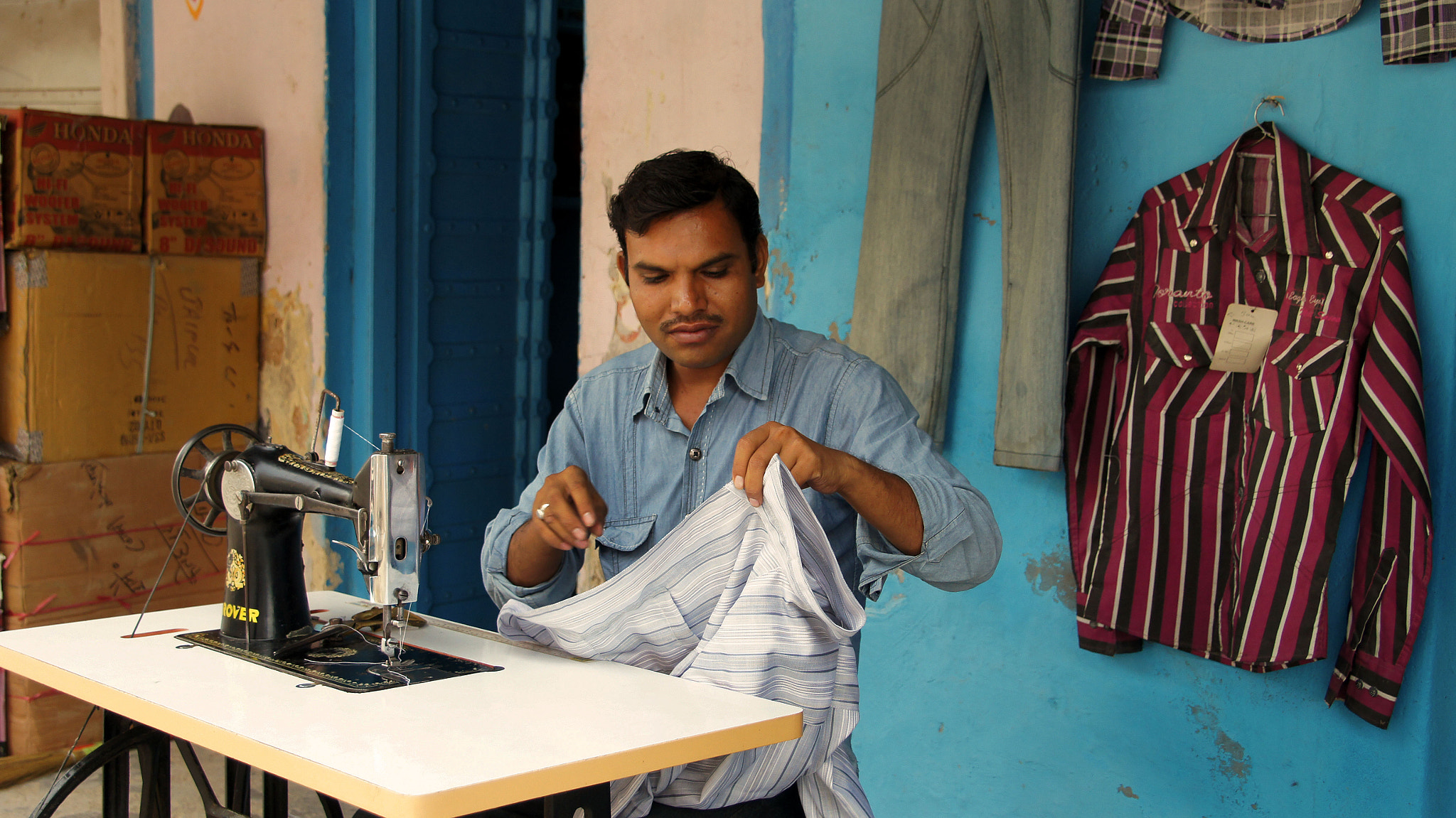 Sony Alpha NEX-C3 sample photo. Life and color of india photography