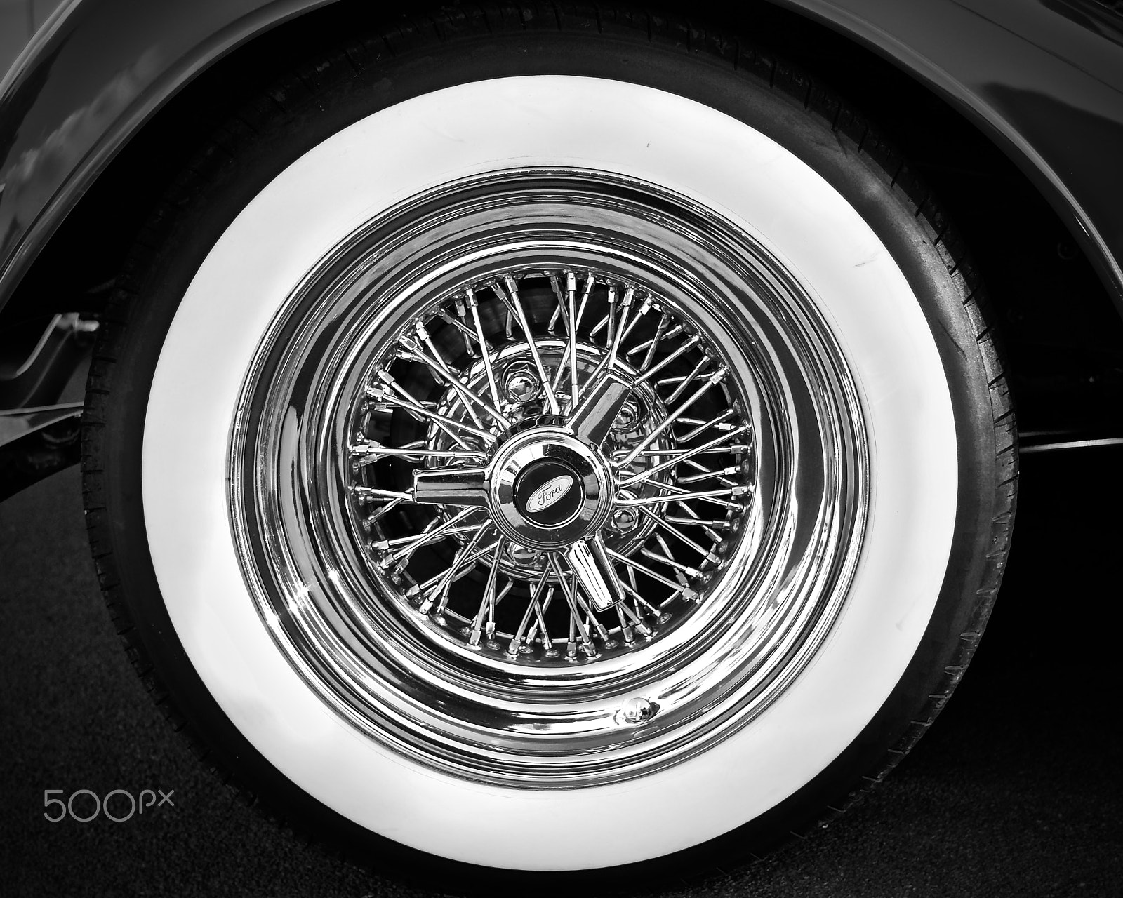Canon EF 17-35mm f/2.8L sample photo. Tire photography