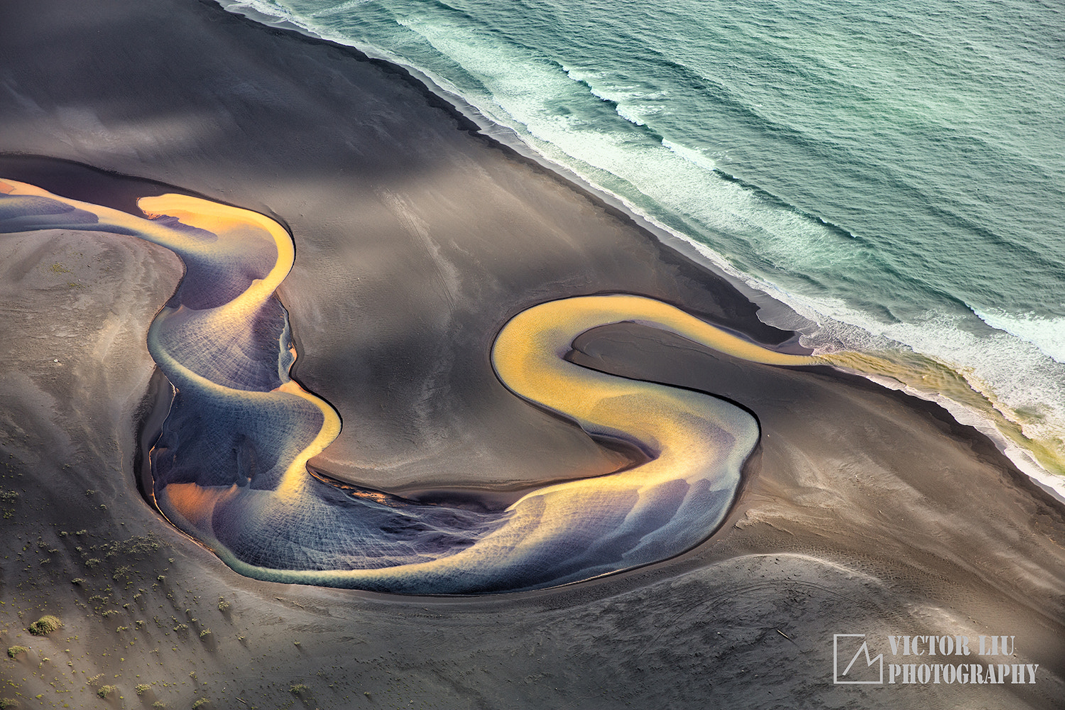 The Snake Dance By Victor Liu 500px