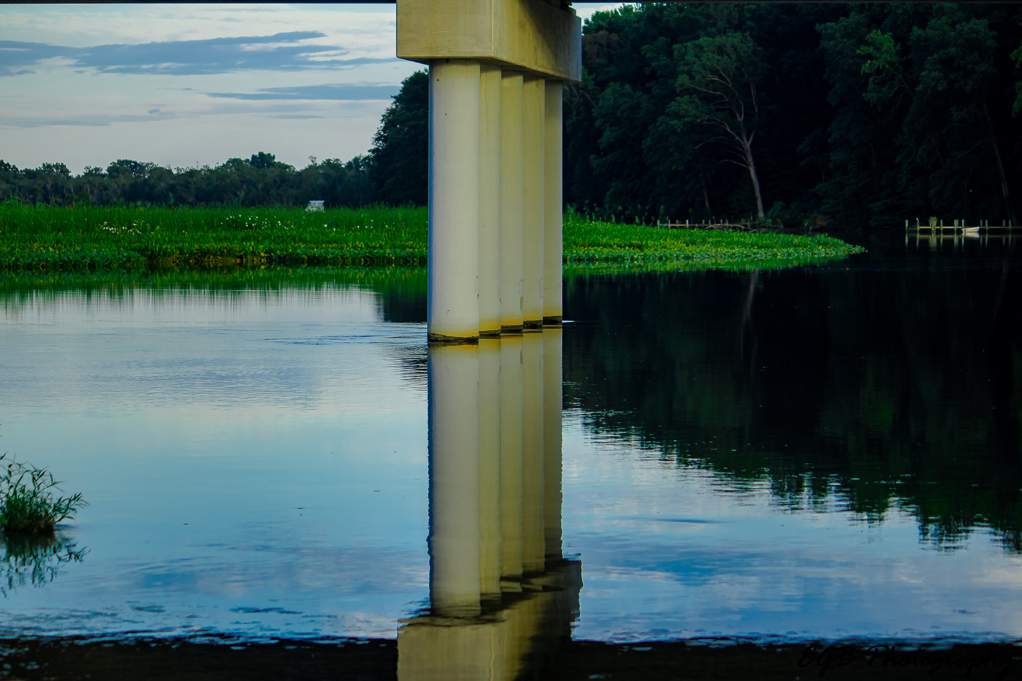 Canon EF-S 55-250mm F4-5.6 IS sample photo. Still water reflection photography