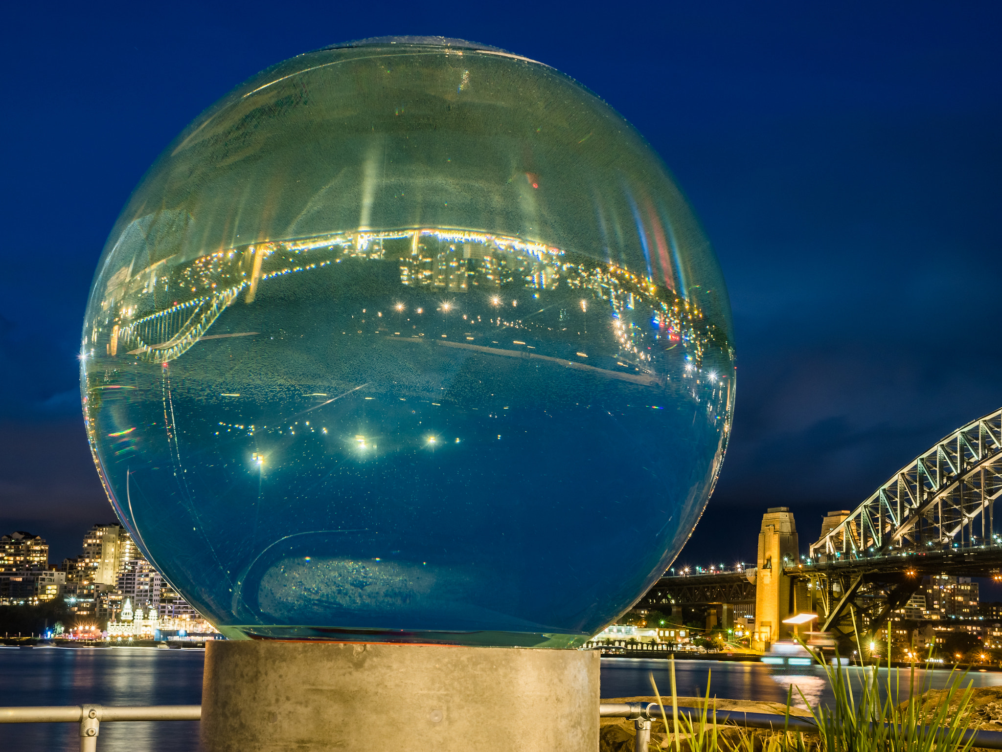 Panasonic Lumix DMC-G7 sample photo. Sculpture at barangaroo sydney australia photography
