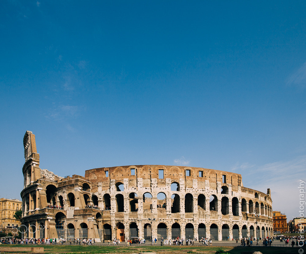 Canon EOS 5D + Canon EF 24mm F1.4L II USM sample photo. The colosseum photography