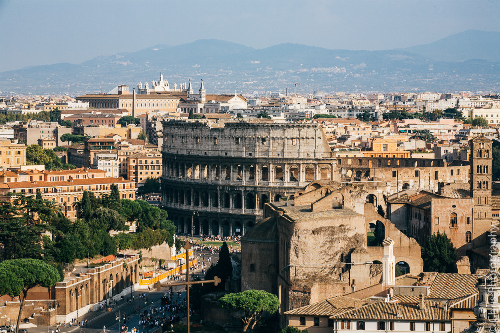 Canon EOS 5D sample photo. The colosseum photography