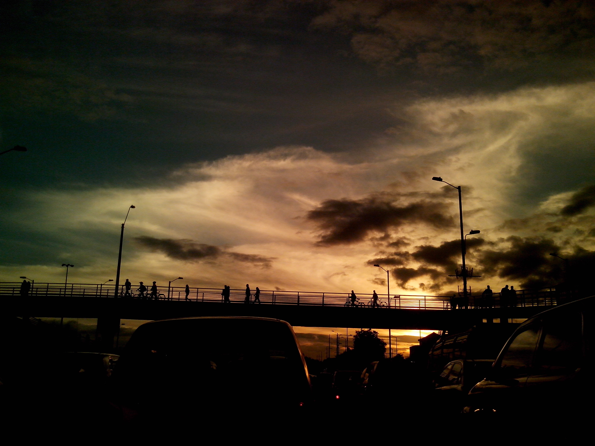 Motorola RAZR D3 sample photo. Otra tarde en bogotá photography