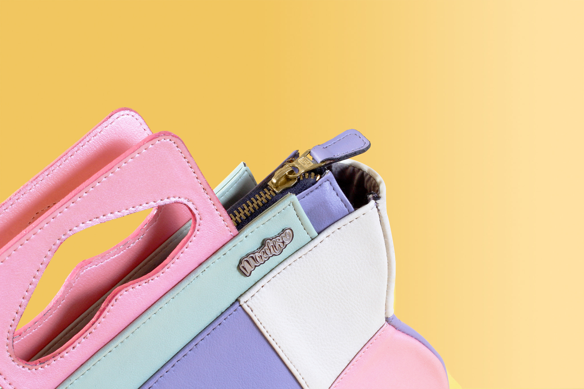 Canon EF 40mm F2.8 STM sample photo. Purse photography
