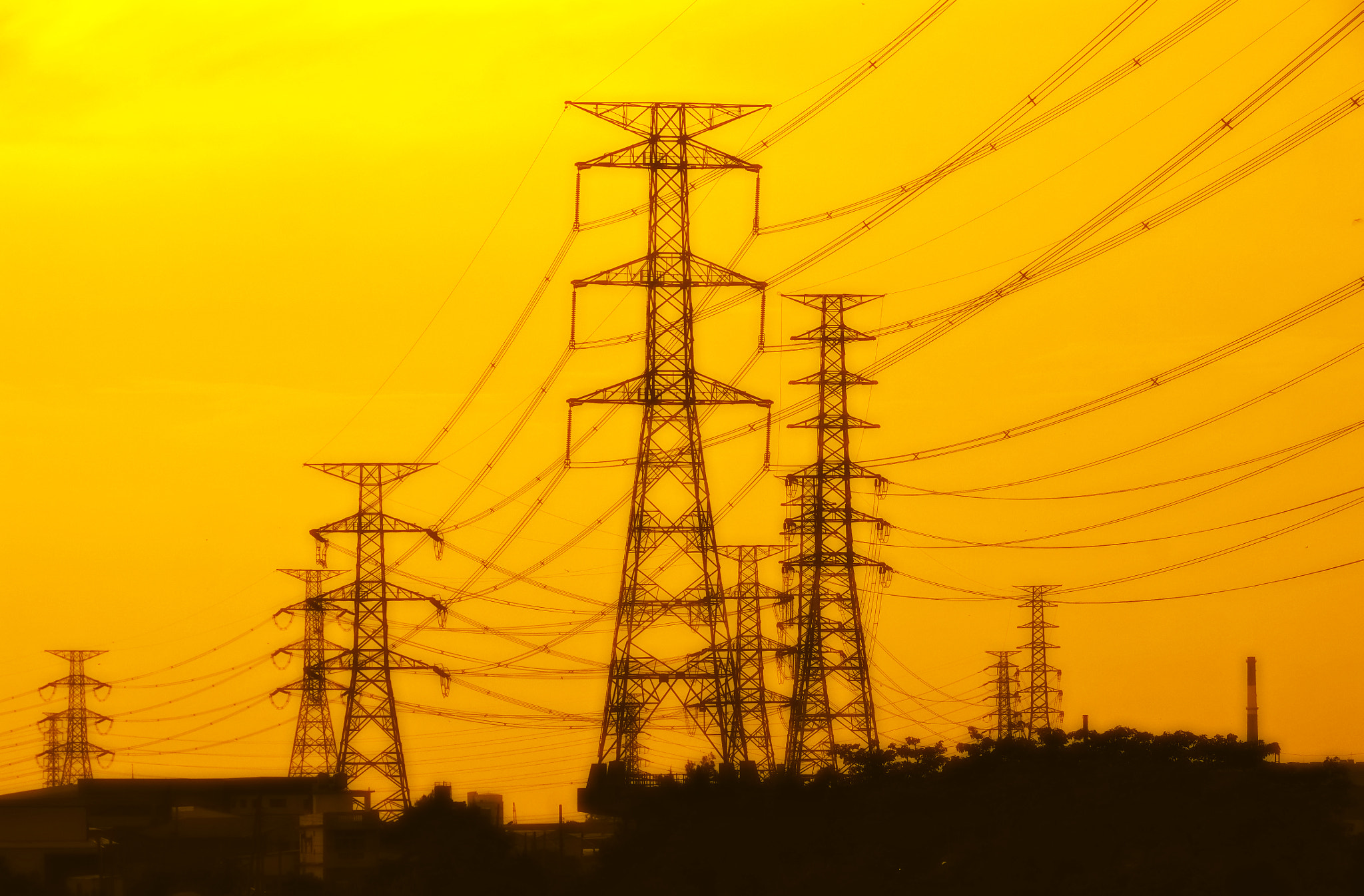 Sony DT 18-250mm F3.5-6.3 sample photo. Power lines photography