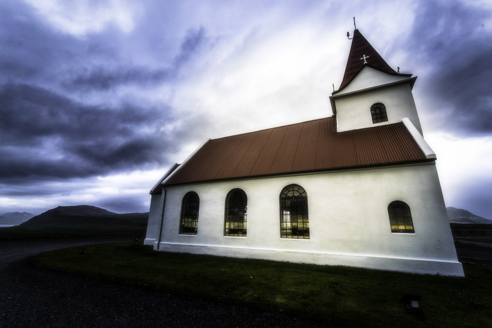 Sigma 10-20mm F4-5.6 EX DC HSM sample photo. Church on the hill photography