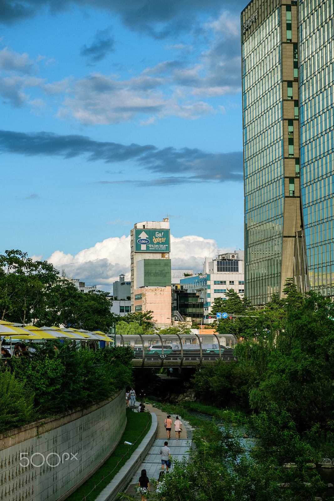 Fujifilm X-A2 + Fujifilm XF 18-55mm F2.8-4 R LM OIS sample photo. Walking stream photography