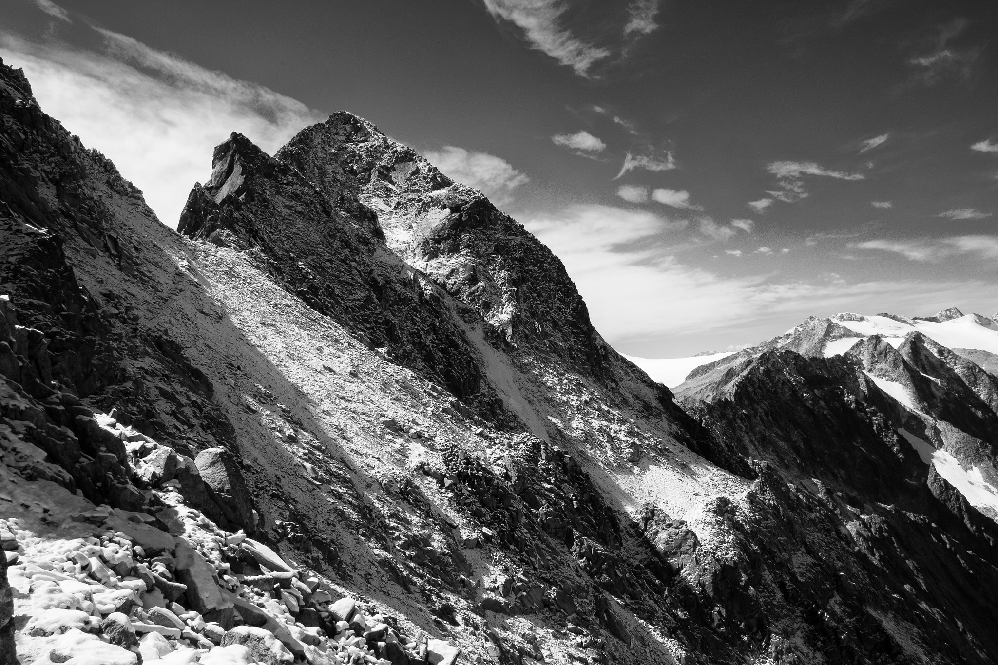Fujifilm X-E2 + Fujifilm XF 18mm F2 R sample photo. Cima lagoscuro photography