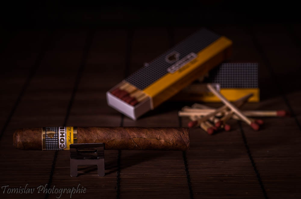 Pentax K-50 + Tamron SP AF 90mm F2.8 Di Macro sample photo. Cohiba lifestyle photography