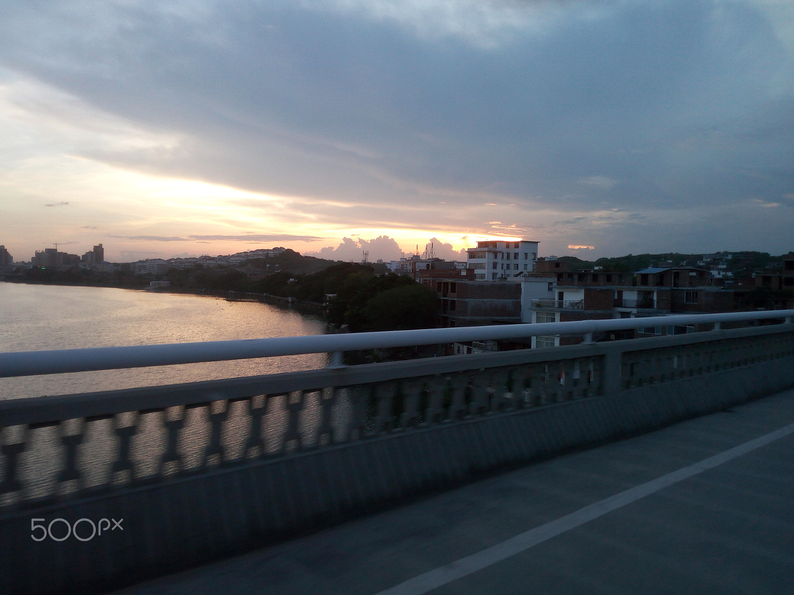 HUAWEI TANGO sample photo. 夕阳 photography